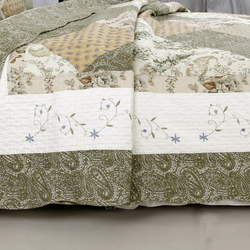 Traditional Cotton Patchwork Quilt, Queen Quilt + 2 Shams