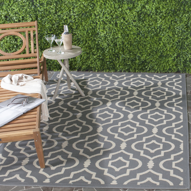 Manfredi Geometric Indoor / Outdoor Area Rug, Rectangle 201 x 290 cm
