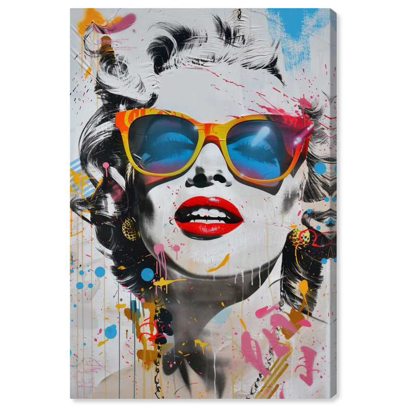 «Bright Bright Graffiti Star» par Dakota Fields, H 36 po x l 24 po, Toile tendue