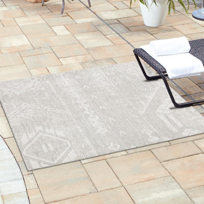 Pittsfield Geometric Indoor / Outdoor Rug