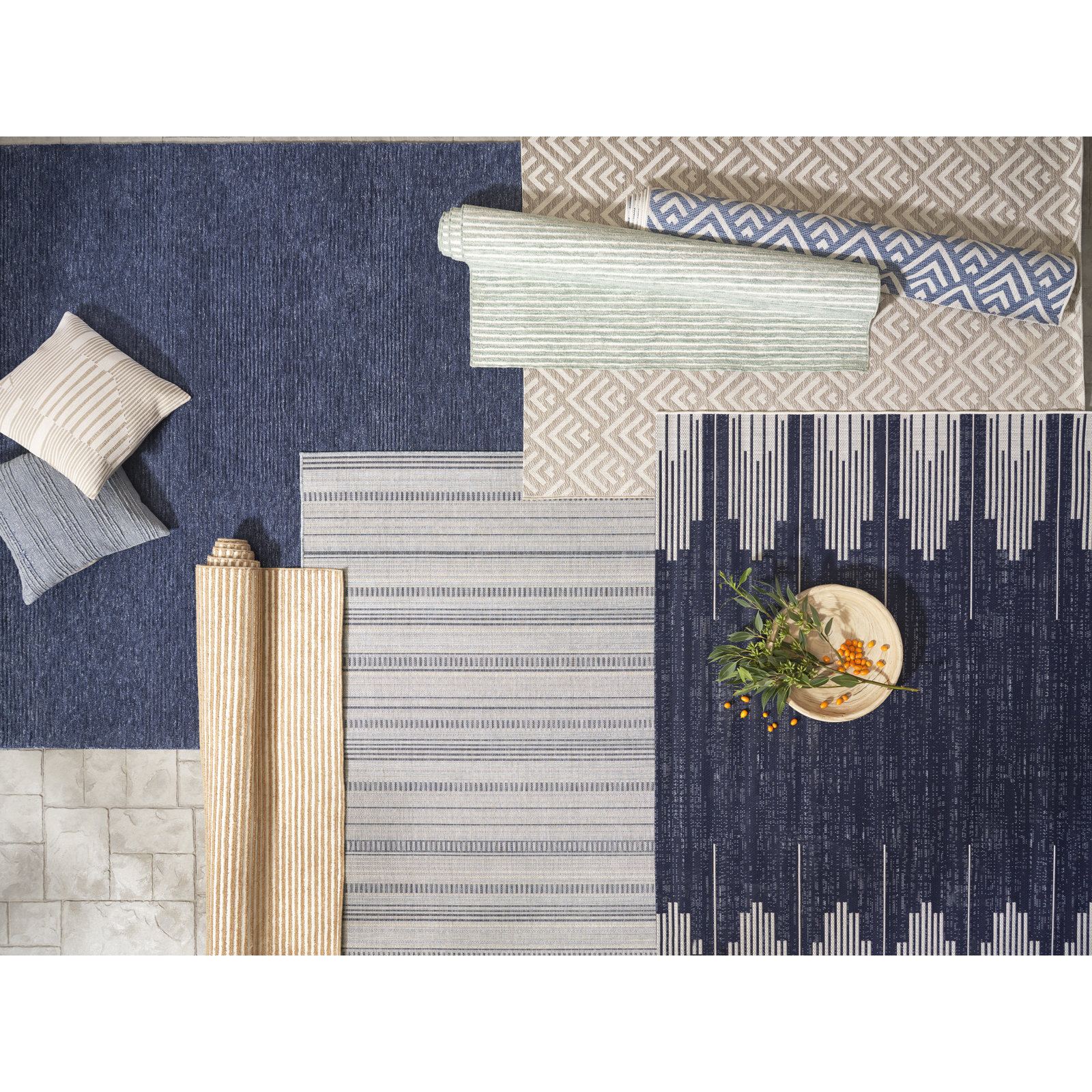 Waterton Blue Hand-Tufted Rug, Rectangle 7'6" x 9'6"