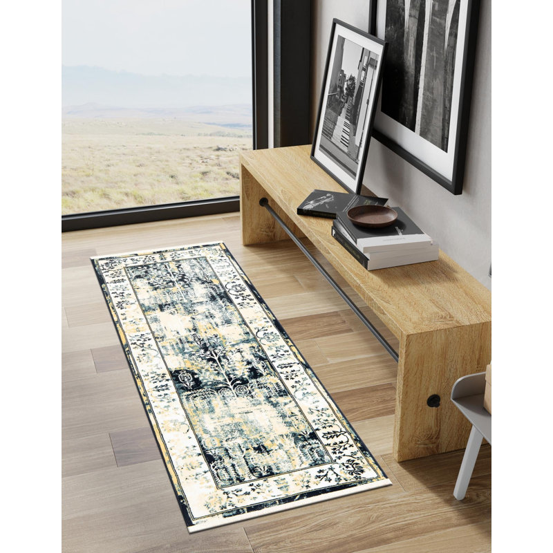 York Nehawka Rug, Runner 2' x 6'1"