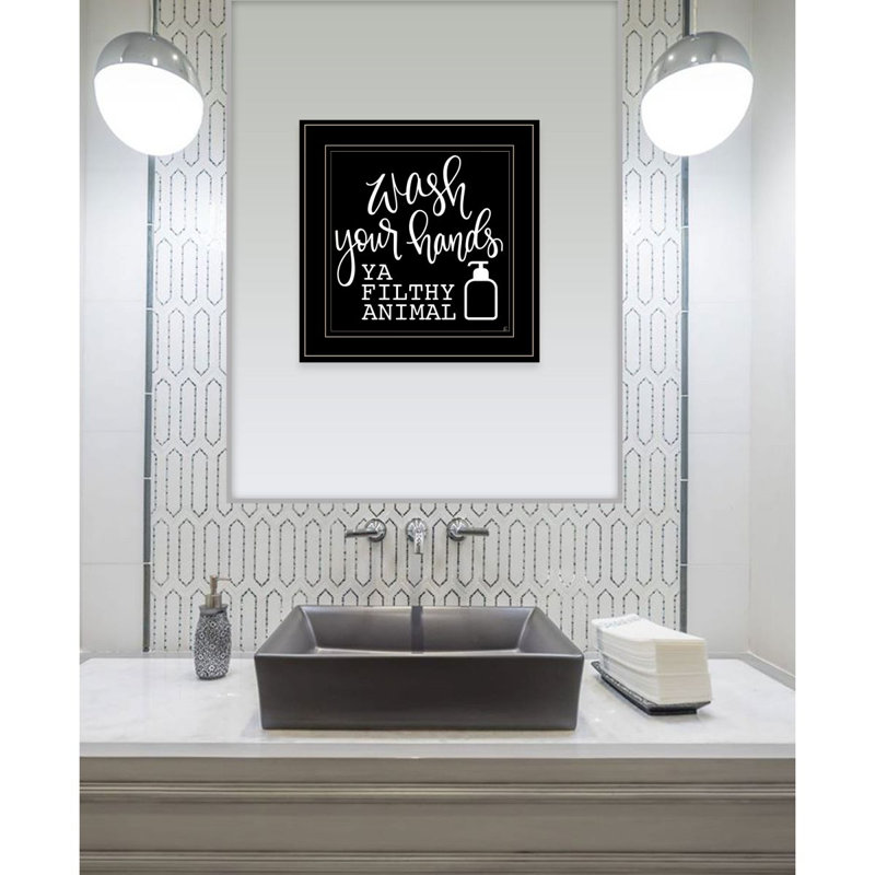«Wash Your Hands» par Fearful Made Creations, reproduction encadrée prête à être accrochée, Noir