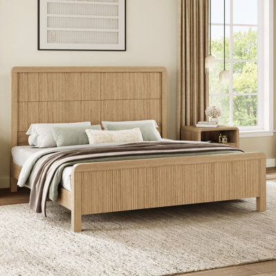 Lit plateforme incurvé en bois cannelé avec tête et pied de lit, taille double, beige