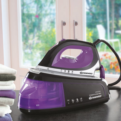 Daewoo 2400 Watt Non Stick Soleplate Iron