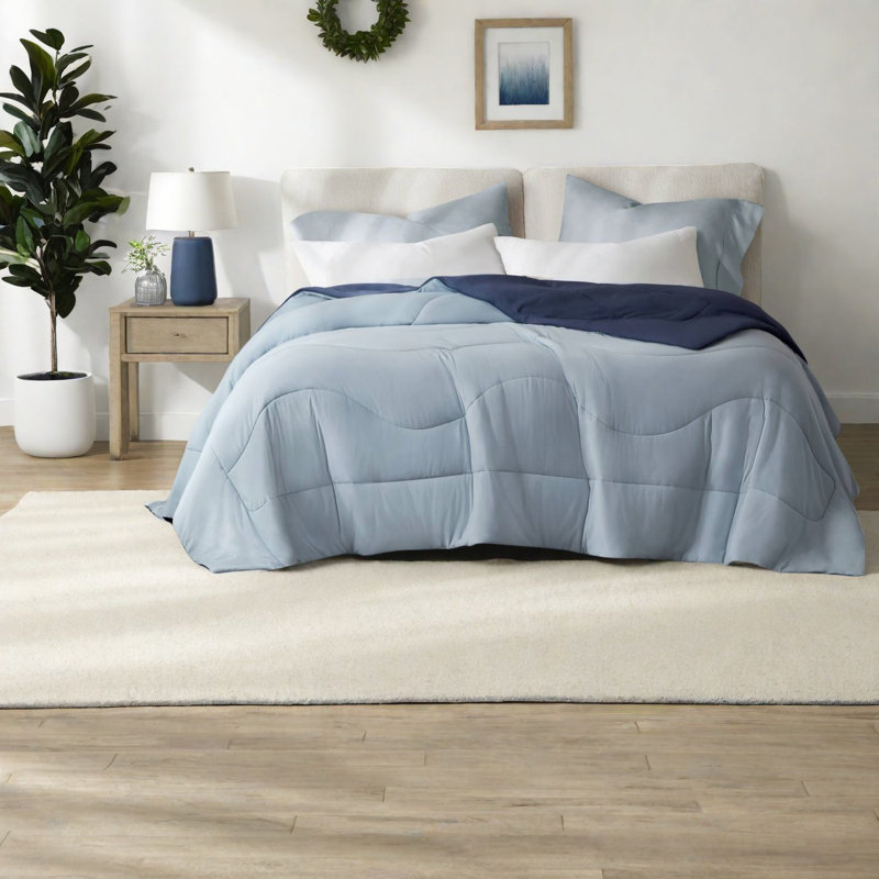 Reversible Modern Bedding Set With Breathable Blue Nylon Shell, Queen/full