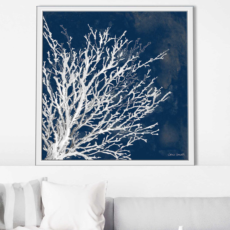 Coastal Coral II par Lanie Loreth - Peinture, Cadre flottant blanc, H 31,5 po x l 31,5 po x P 2 po