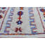 Tapis blanc cassé / bleu / orange unique de 4 pi x 7 pi 8 po des années 1980