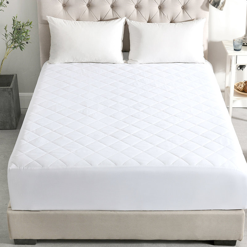 Protège-matelas en duvet synthétique Lucerne, Grand