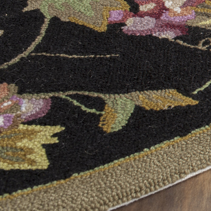 Tapis intérieur / extérieur floral crocheté à la main Olson, Rectangle 6 pi x 9 pi