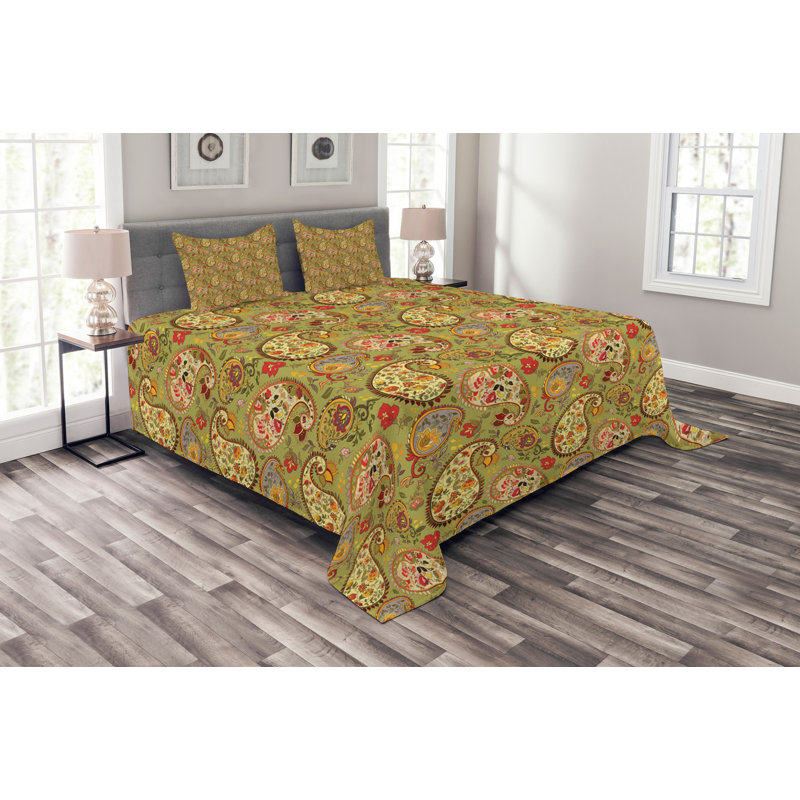 Colourful Eastern Oriental Persian Inspired Bedspread Set, 220 x 264 cm