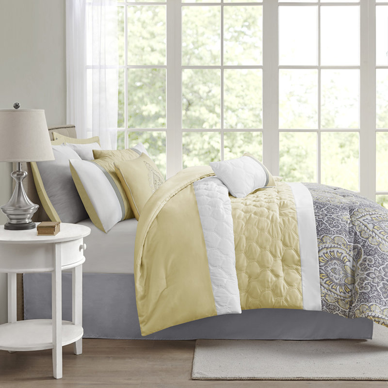 Ensemble d'édredon 8 pièces Cal King avec motif damassé et matelassé Cal King