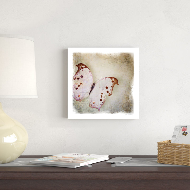 Papillon flottant II, H 12 po x l 12 po x P 1,25 po