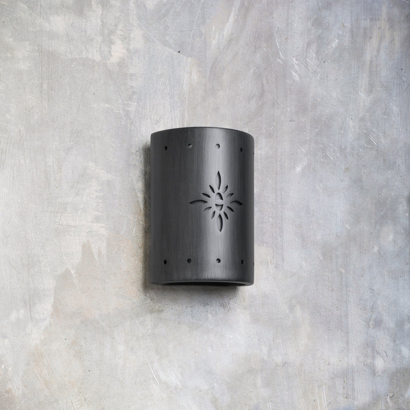 Lampe murale d'extérieur en céramique Ninamarie, ampoule DEL incluse, H 10,5 po x l 7,5 po x P 4 po, Étain frotté