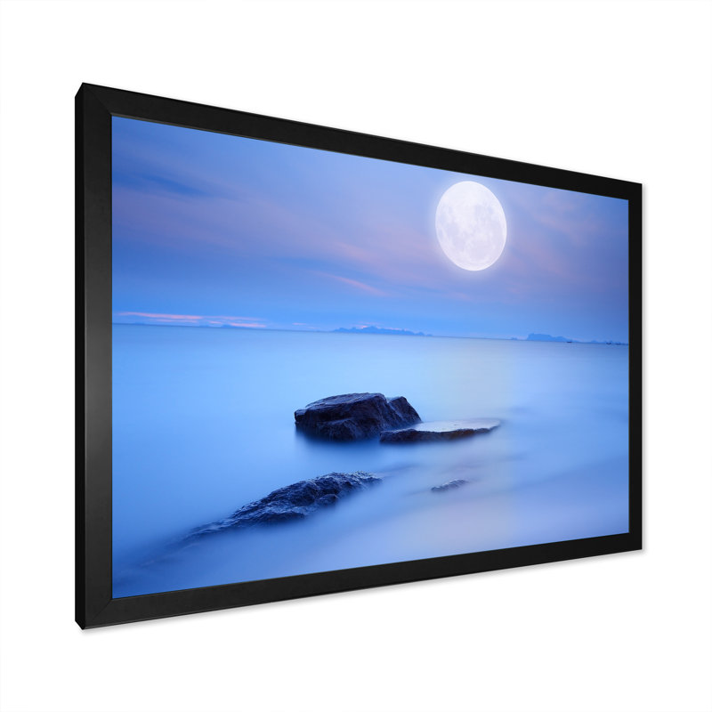 «Beautiful Moon over Blue Sea III», peinture sur toile, H 8 po x l 12 po x P 1 po, Cadre d'angle fermé noir