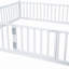 Lit simple en métal avec clôture et porte, blanc-694691159-698931187