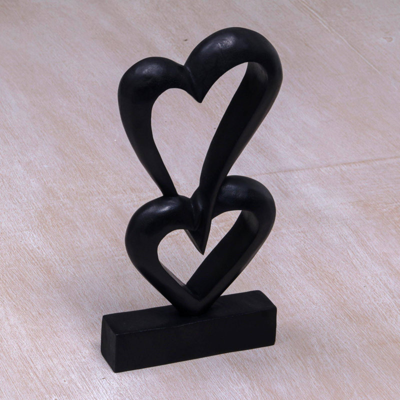 Sculpture romantique en bois Cytheria