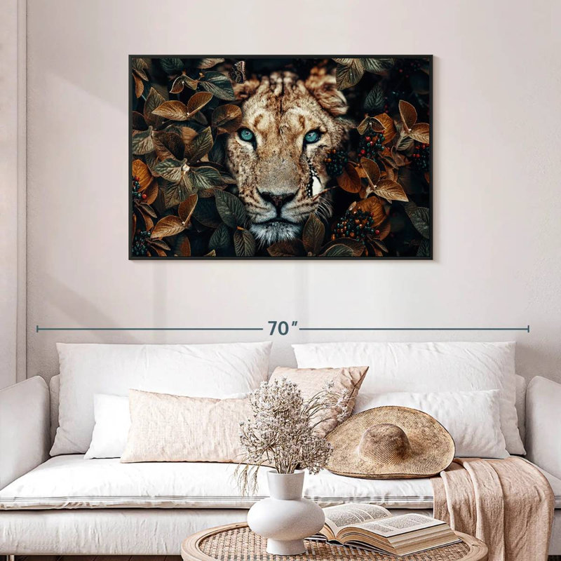 Lioness I, 29" H x 43" W