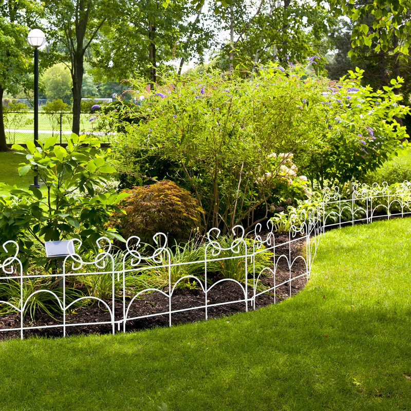 34cm H x 43cm W Metal Fence Panels Included