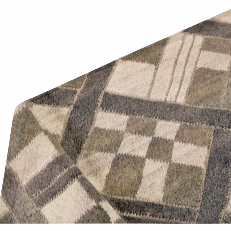 High-Quality Hand-Knotted Pebble Area Rug
