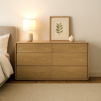 Commode Aki de 59 po de largeur, 6 tiroirs, bois d'hévéa naturel brun et placage