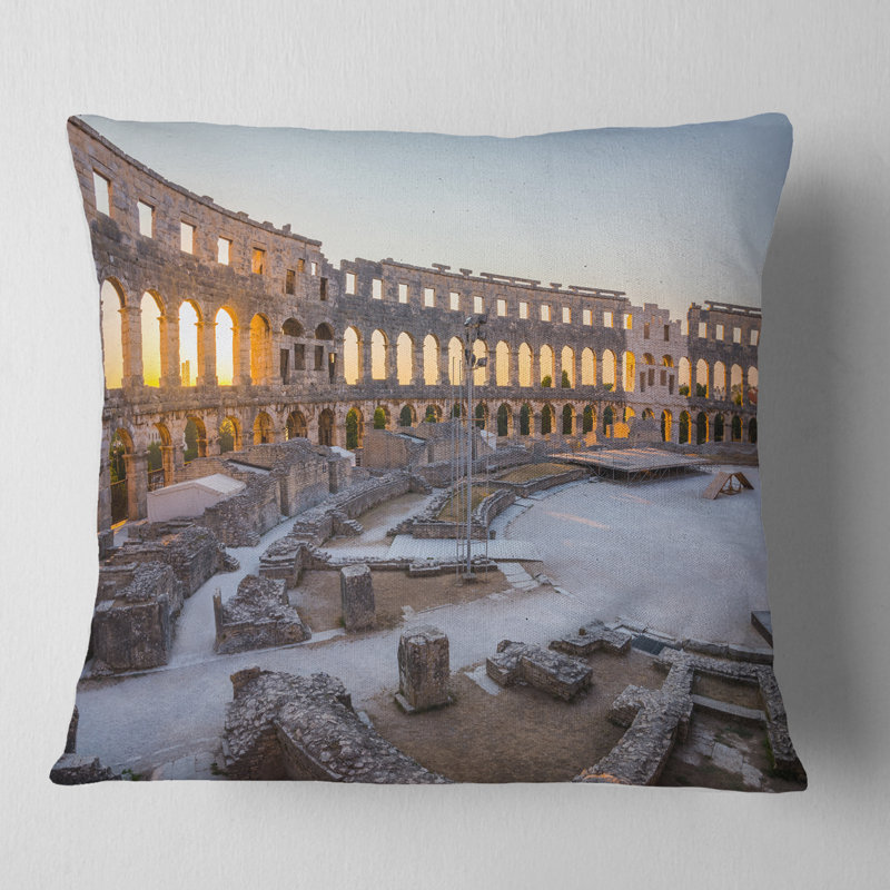 Intérieur de l'amphithéâtre romain antique - coussin à imprimé paysage, 16 po x 1 po, Coussin décoratif