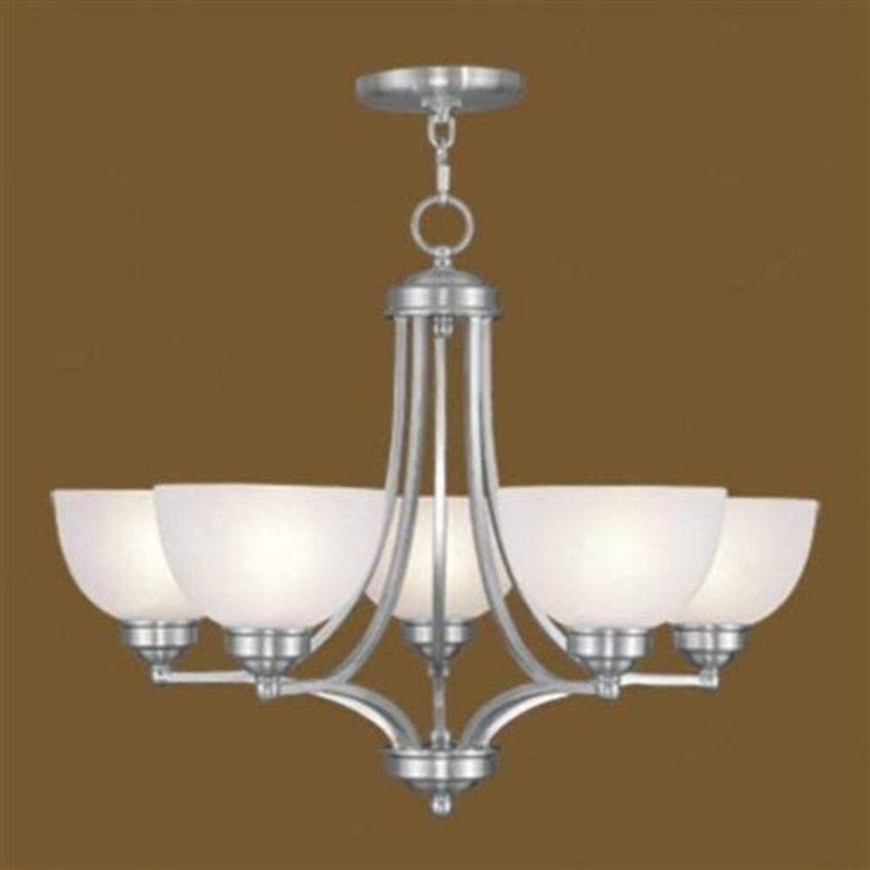Lustre classique à 5 lumières avec abat-jour