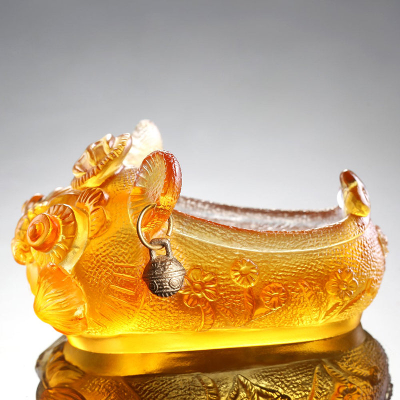 Sculpture en cristal du zodiaque chinois «Little Valiant One» (édition limitée), Ambre foncé / ambre clair