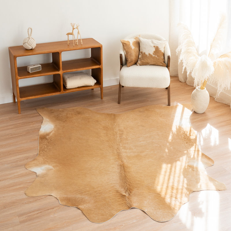 Beige Cowhide Rug, Novelty 6' x 7'