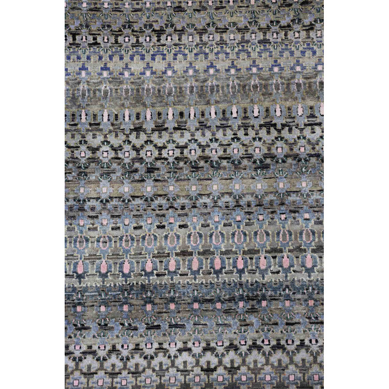 Silk Treasures Geometric Area Rug in Gray