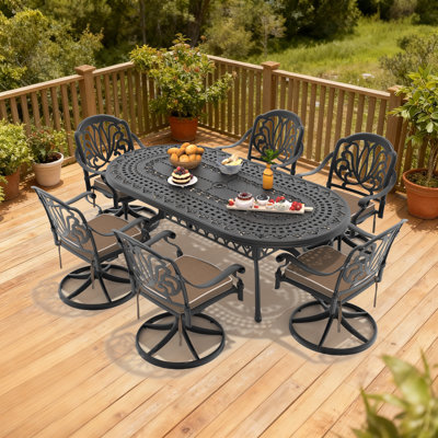 Ensemble de salle à manger ovale de patio 7 pièces, 81,89 po L, avec trou pour parasol, 6 chaises pivotantes avec coussins bruns