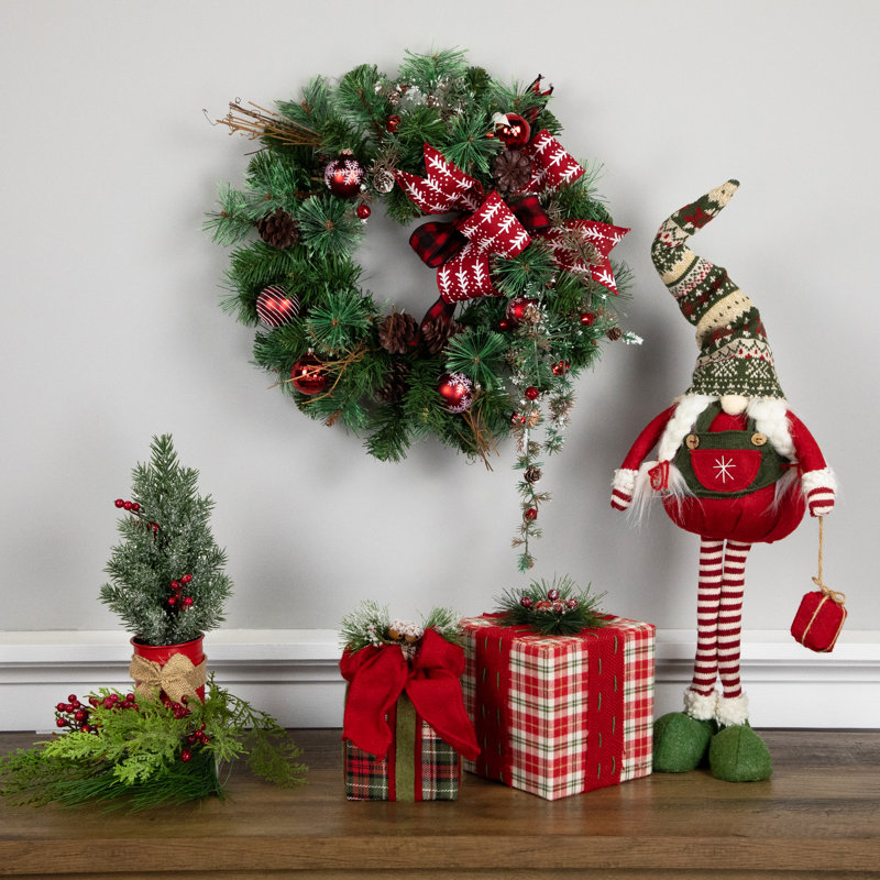 24" Green Pine and Grapevine Christmas Wreath