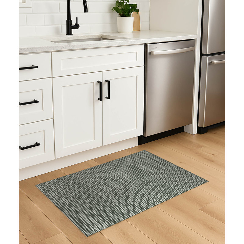 Chevron Feather Lightweight Non-Slip Kitchen Mat, Chimichurri, Rectangle 2' x 3'