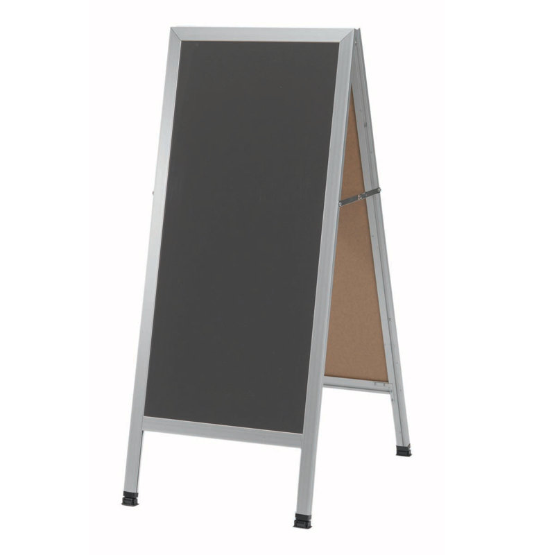Tableau noir en position libre A-Frame Sidewalk, H 3 pi 6 po x l 2 pi, Anodisé en satin clair