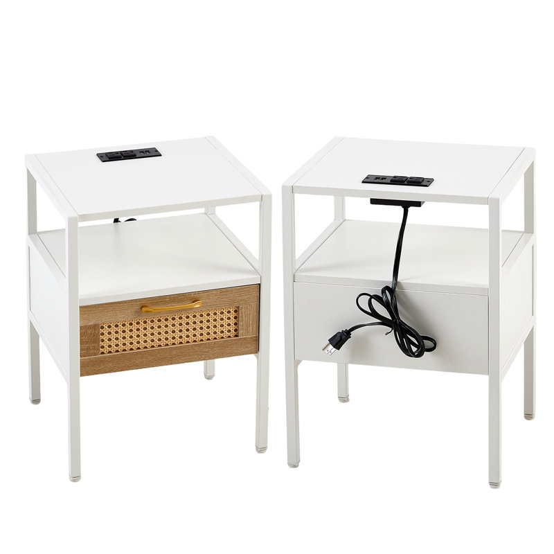 Table de bout moderne en métal avec table de bout à douille en rotin moderne (ensemble de 2), Blanc