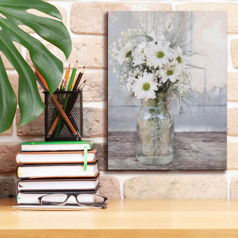 «Farmhouse Floral I» par Lori Deiter, estampe numérique sur toile, H 16 po x l 12 po x P 0,75 po