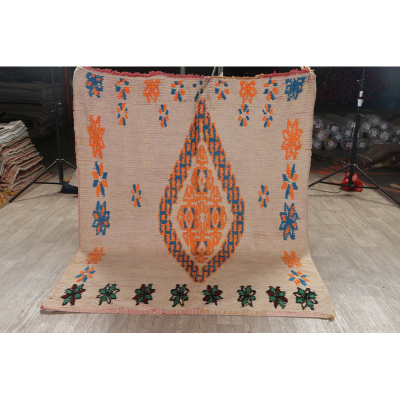 Tapis décoratif en laine noué à la main de conception unique 5 pi 9 po x 7 pi 2 po Ivoire/orange/bleu