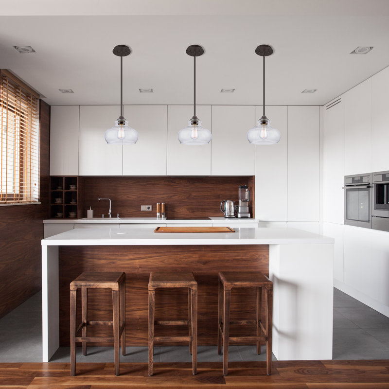 Lynne 1 - Light Single Pendant