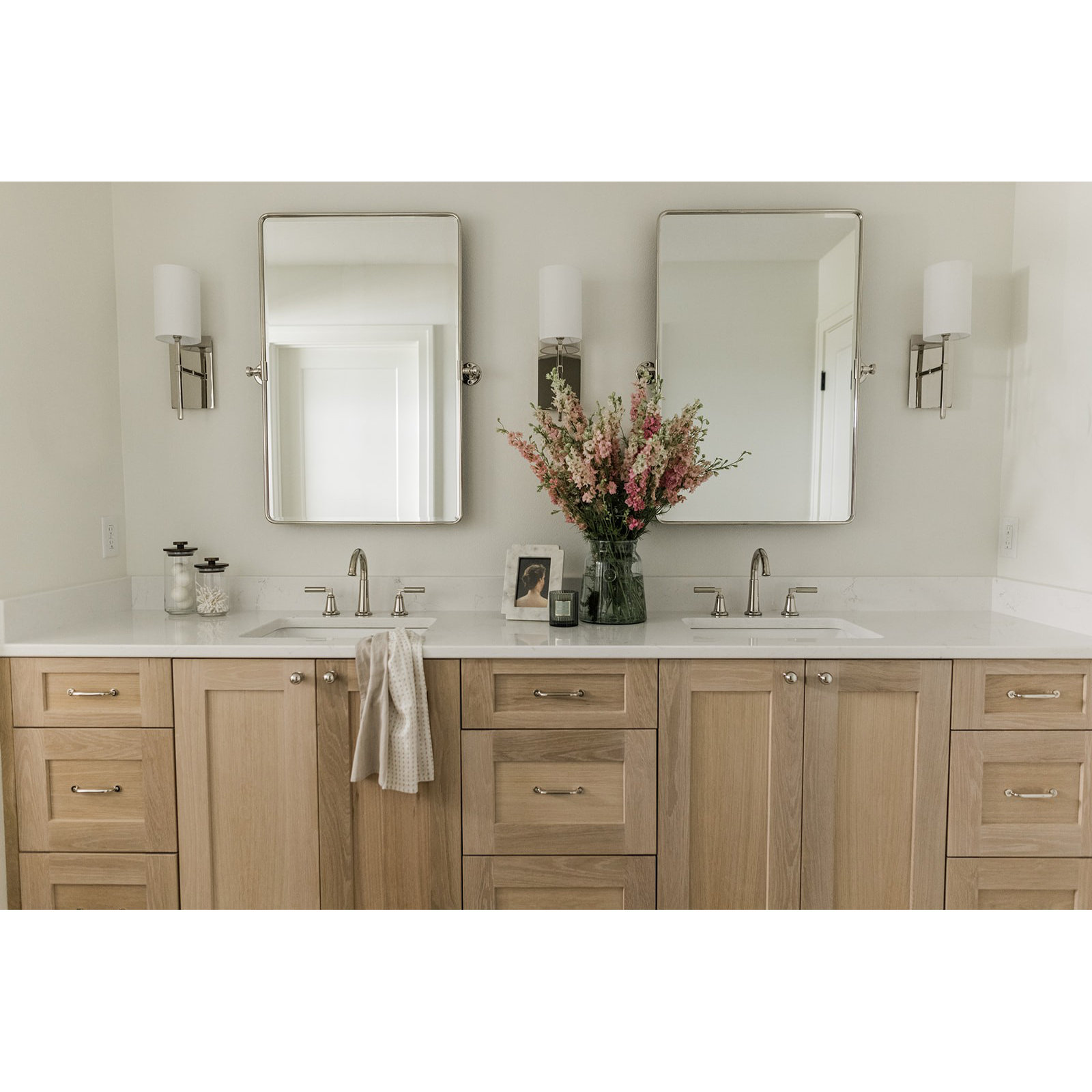 Lyla Single Light Dimmable Wallchiere, Polished Nickel