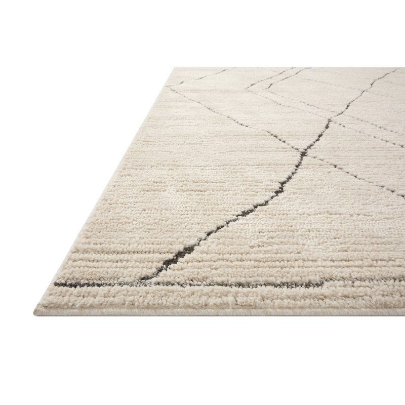 Kismet Geometric Machine Made Power Loom Polyester Area Rug in Ivory/Charcoal, Rectangle 5'3" x 7'6"