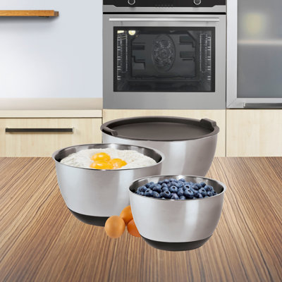 Oggi Prep Set Of 3 Stainless Steel Bowls W/ Silicone Bases (1.5, 3, 5 Qt)