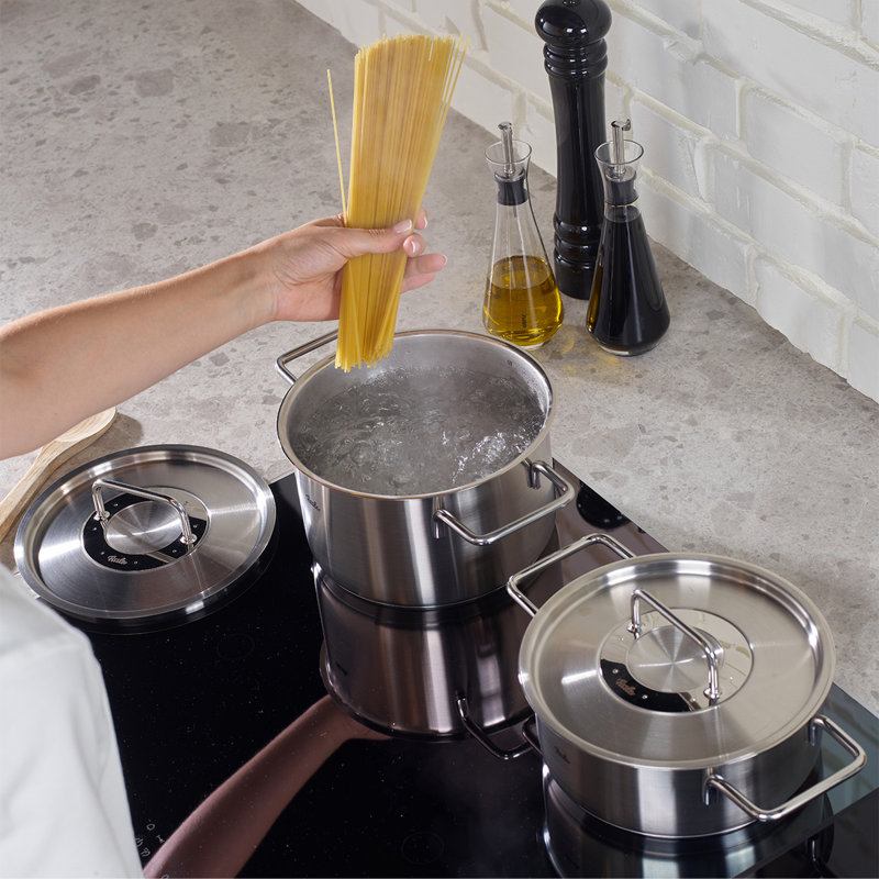 Fissler Original-Profi Collection Stainless Steel Rondeau with Metal Lid, 4.9 qt