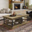 Table basse 55,1 "en bois avec pieds et 2 tablettes de rangement ouvertes
