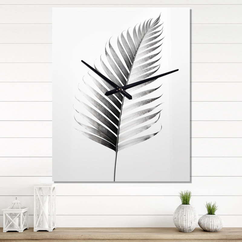 Minimal Botanicals Single Leaf I - Flowers Wall Clock, Large
