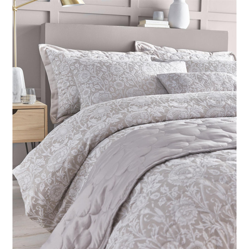 Nevil Floral Blanket