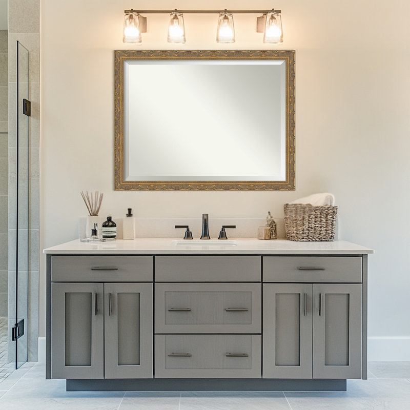 Miroir mural de salle de bain Filigree, 34,5 po x 44,5 po, Doré