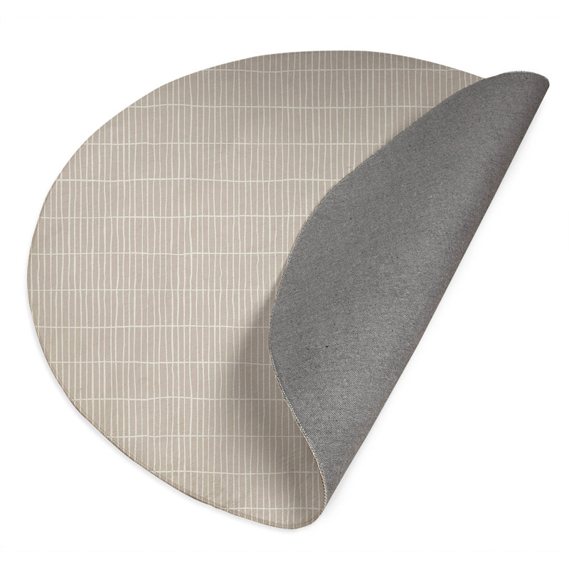 Snow Fence Non-Slip Outdoor Rug, Round 5'