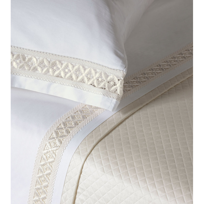 Raelynn Sheet Set, King Sheet Set + 2 Pillowcases, White/Ivory