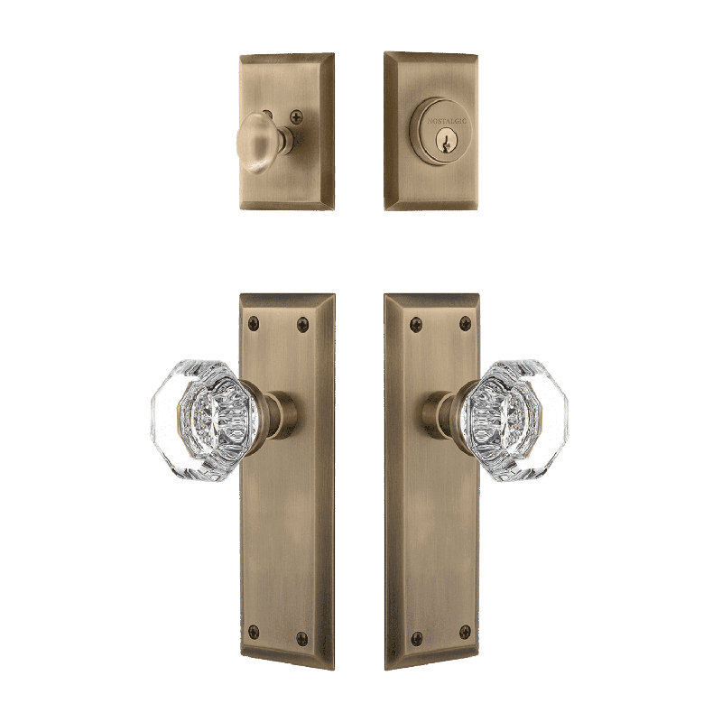 Nostalgic Warehouse New York Entry Set with Waldorf Crystal Knob, Antique Brass, 2.375