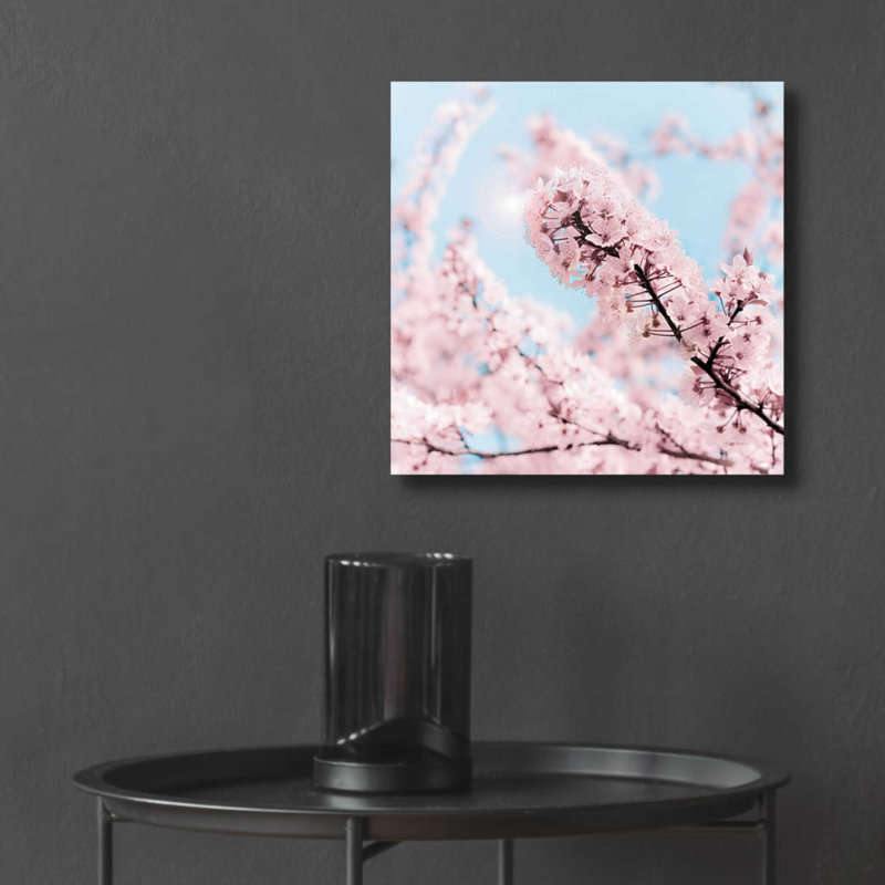«Cerisiers en fleurs» par Keri Bevan, H 12 po x l 12 po x P 0,13 po